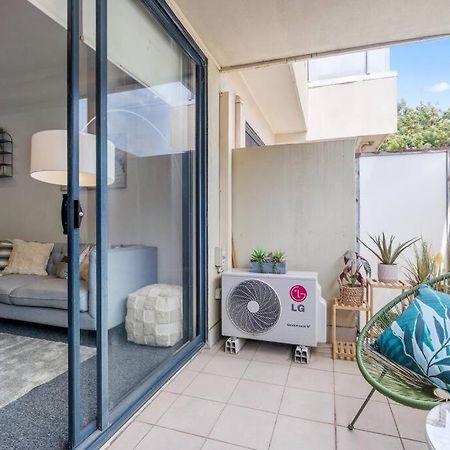 Appartement Cozy 1 Bedder In St Kilda With Balcony à Ville de Ville de Melbourne Extérieur photo